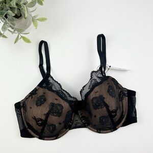 Skarlett Blue Lace T-Shirt Bra Size 36D in Black